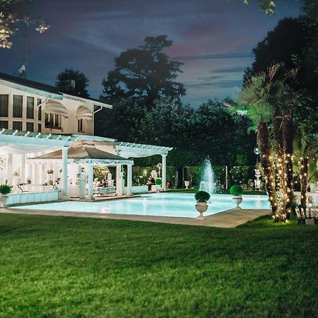 Villa Patrizia Magnago Eksteriør billede
